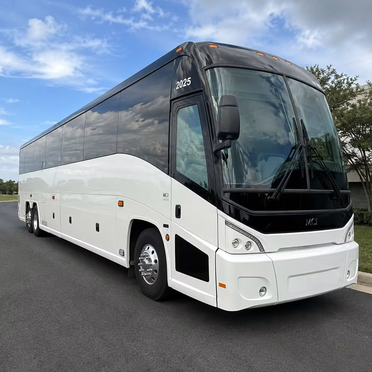 we make it easy to get your group to oakland arena and chase center from fremont